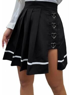 Black Pleated Mini Skirt with Heart-Shaped Buckles
